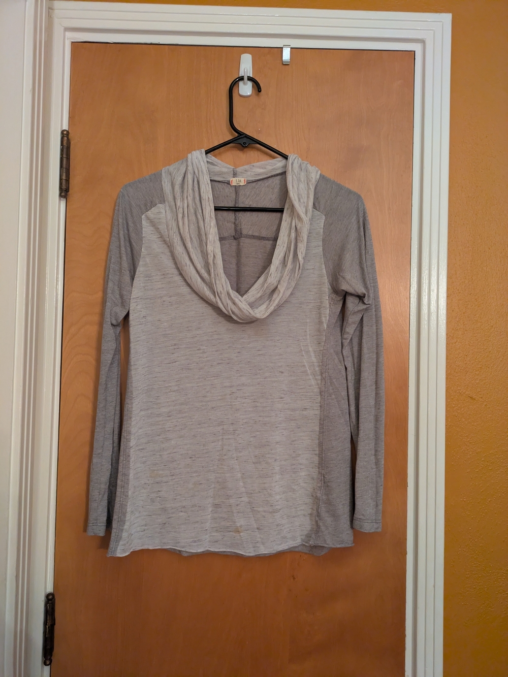 T.La Two-Tone Gray Cowl Neck Long-Sleeve Top